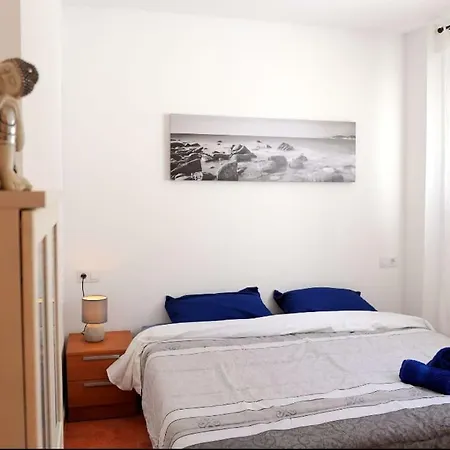 Eureka ! Calle El Roque, Urbanizacion La Caracola. Corralejo, Fuerteventura Vila