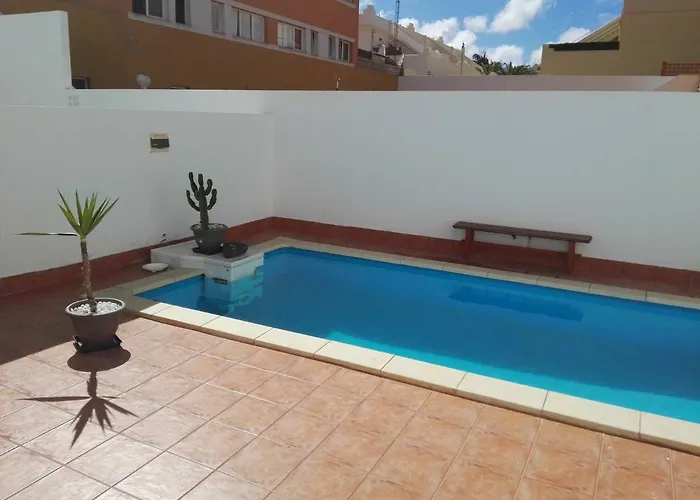 Eureka ! Calle El Roque, Urbanizacion La Caracola. Corralejo, Fuerteventura コラレホ